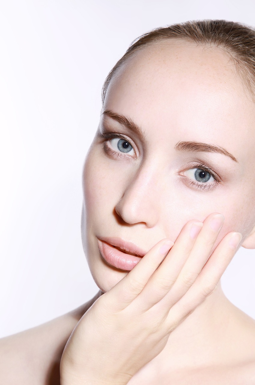Read more about the article Summer skin care routine || गर्मियों में त्वचा की देखभाल की तगड़ी टिप्स || Best no.1 tips